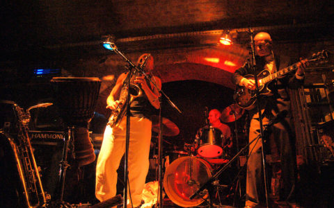 Schwimmer@Rhiz Wien Foto: Max Sikora